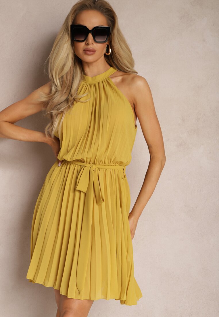 fashion Rochie Mini Galbenă Evazată cu Pliuri și închidere la gât și Curea Asmeriema