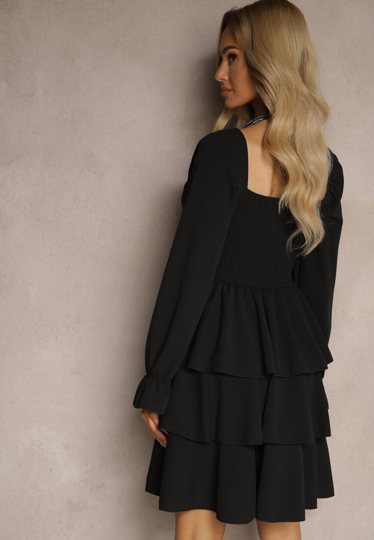 fashion Rochie Neagră cu croi evazat cu volane și mâneci bufante Semiella