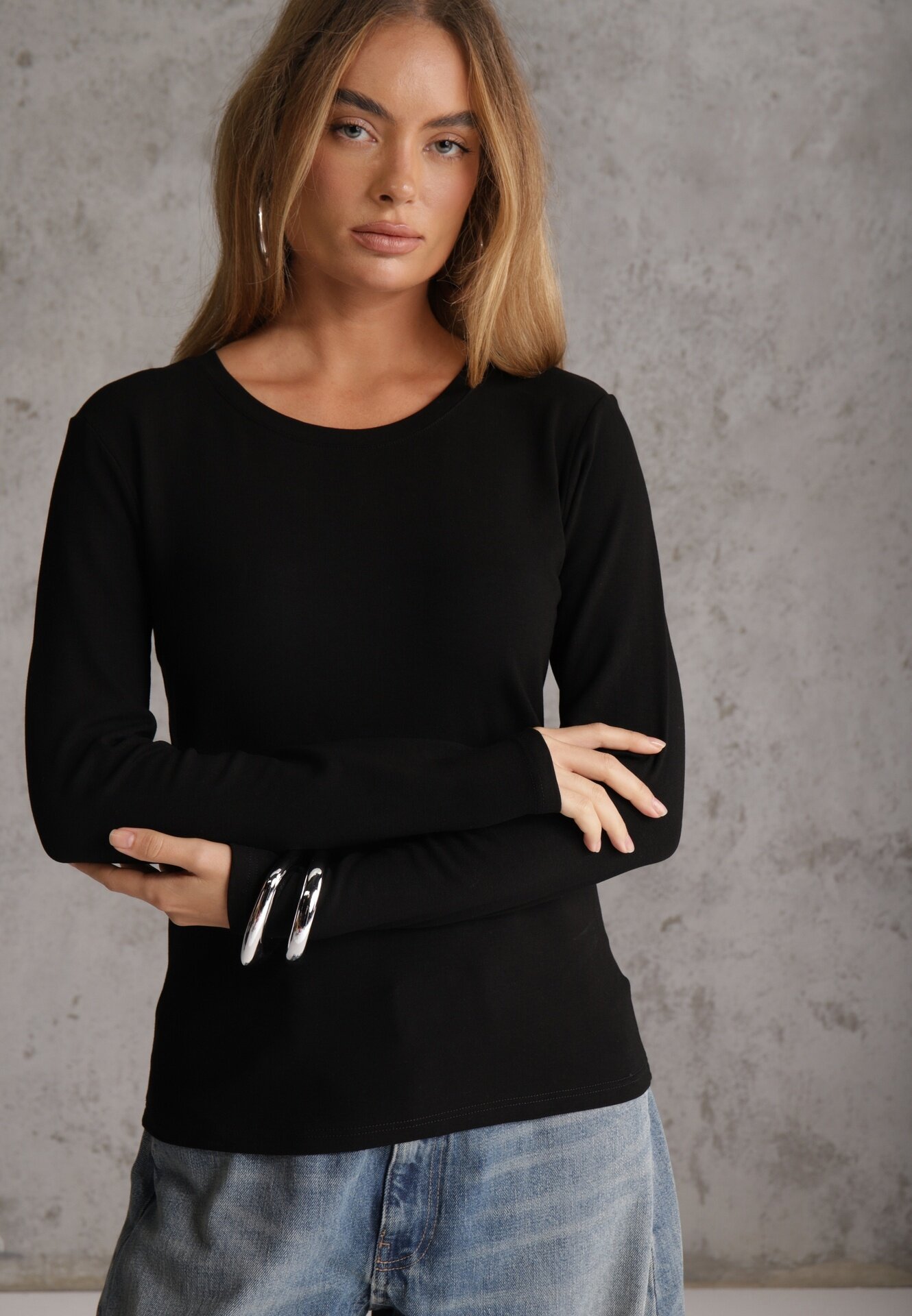 glo-story Bluză Basic cu fason tip longsleeve cu căptușeală ușoară Kuarta Neagră