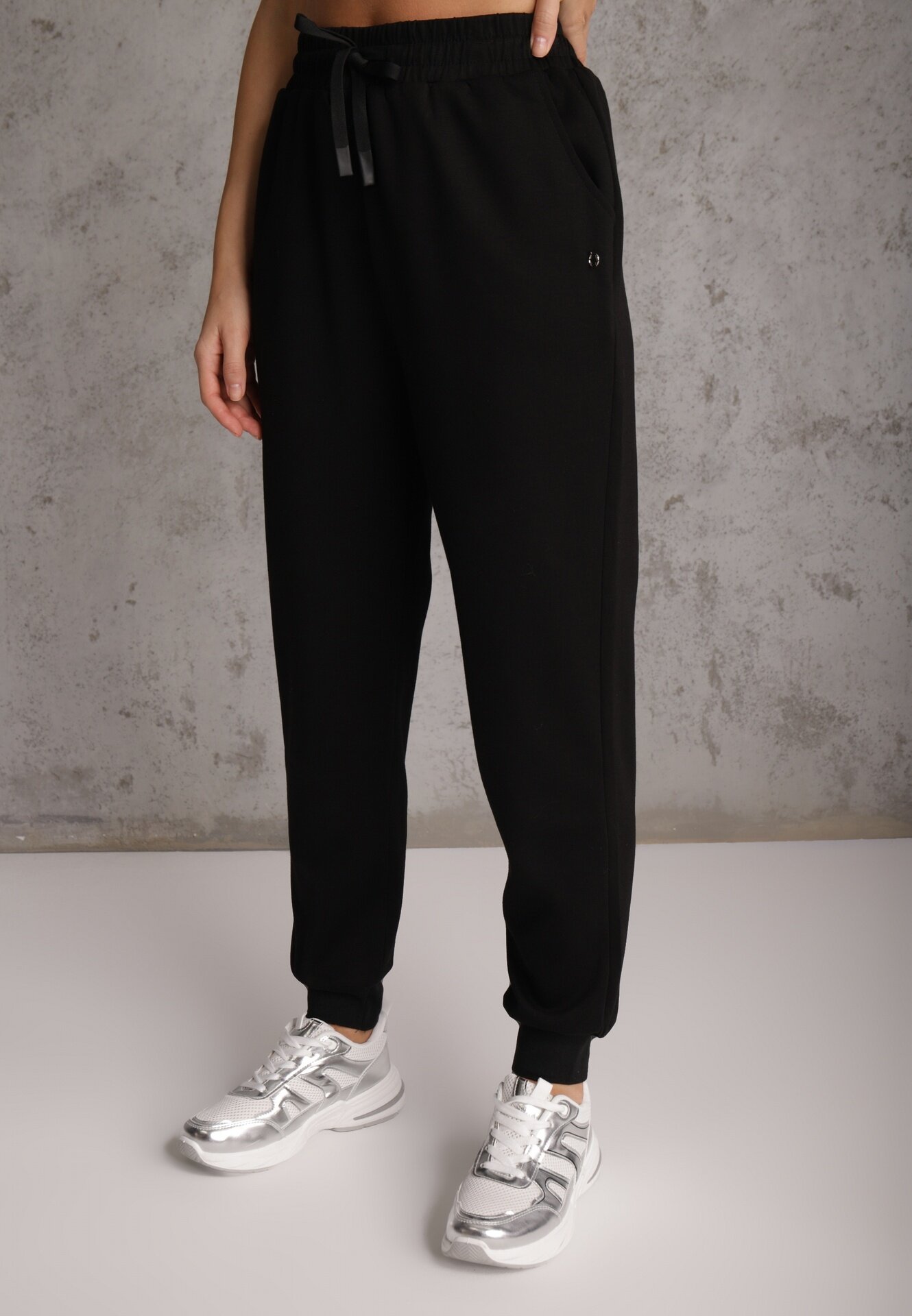 glo-story Pantaloni Isirona Negri