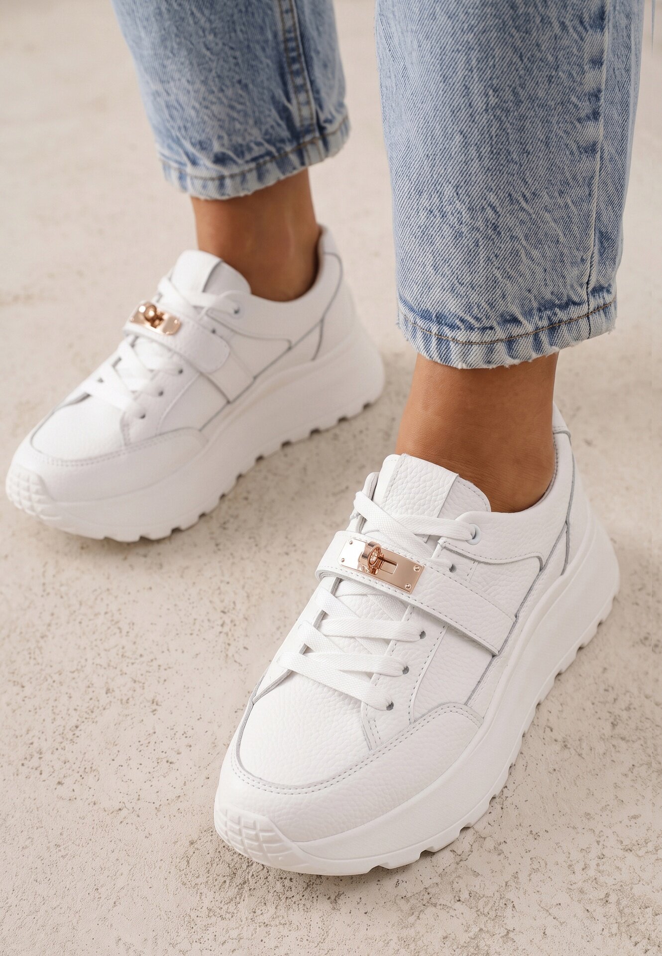 goodin Sneakers din piele naturală pe platformă cu închidere metalică Jeannine Albi