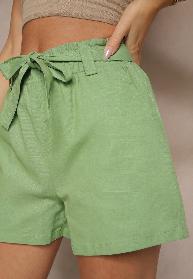 h&s Pantaloni scurți Verzi din Bumbac High Waist Decorați cu curea Lioziera