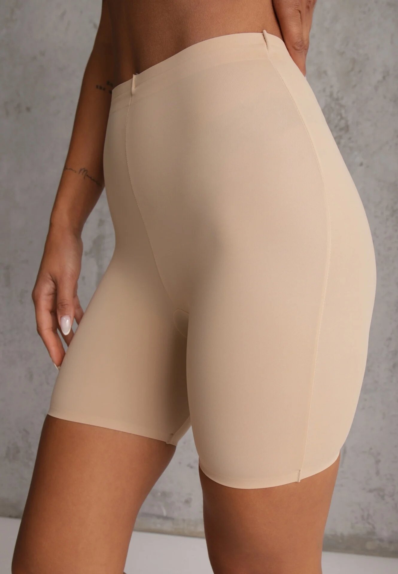 han Lenjerie intimă chiloți modelatori fără cusături High Waist Listea Bej