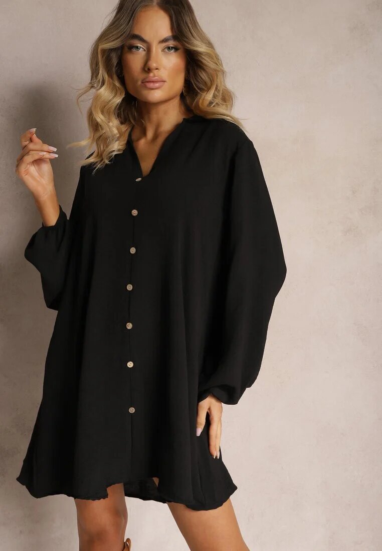 j studio Rochie neagră tip cutie oversize decorată cu nasturi Eudoratte
