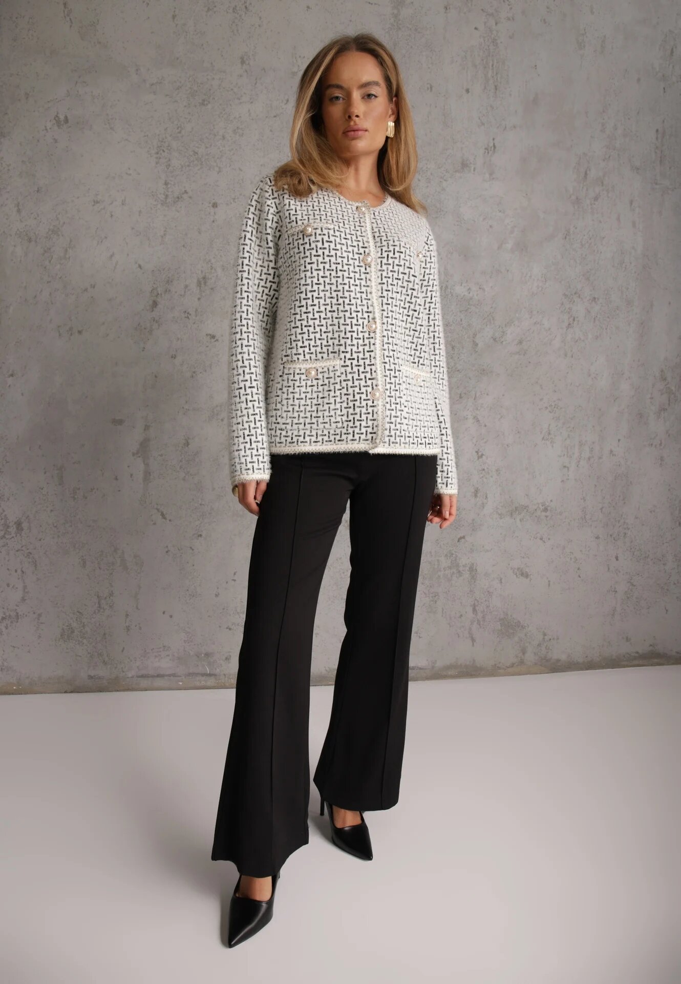 j&x Cardigan cu lână cu model geometric cu nasturi în stil perle Ifre Alb