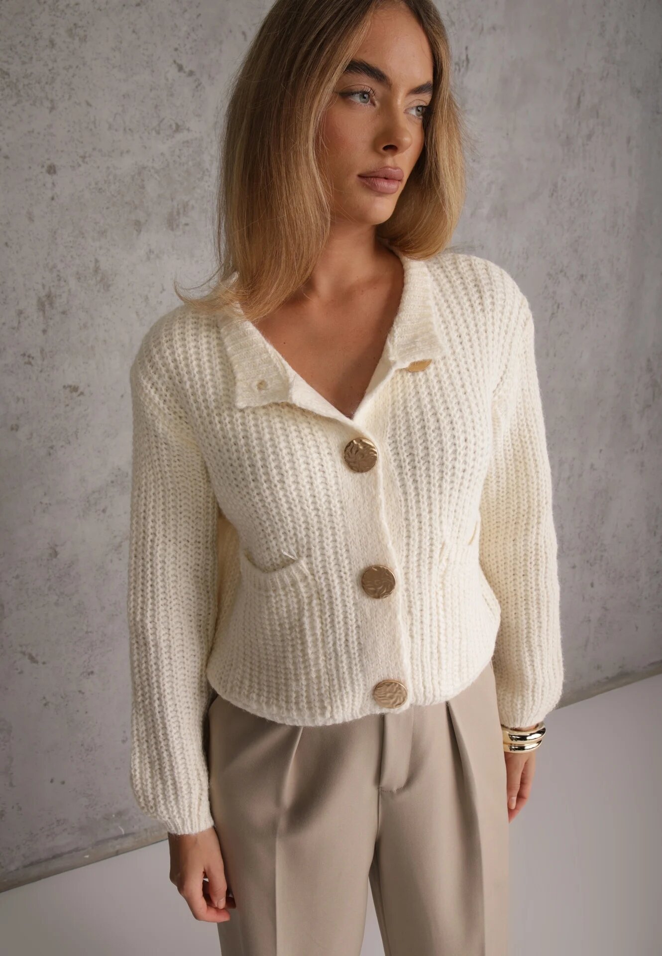 j&x Cardigan oversized cu lână și nasturi decorativi Anollis Bej deschis