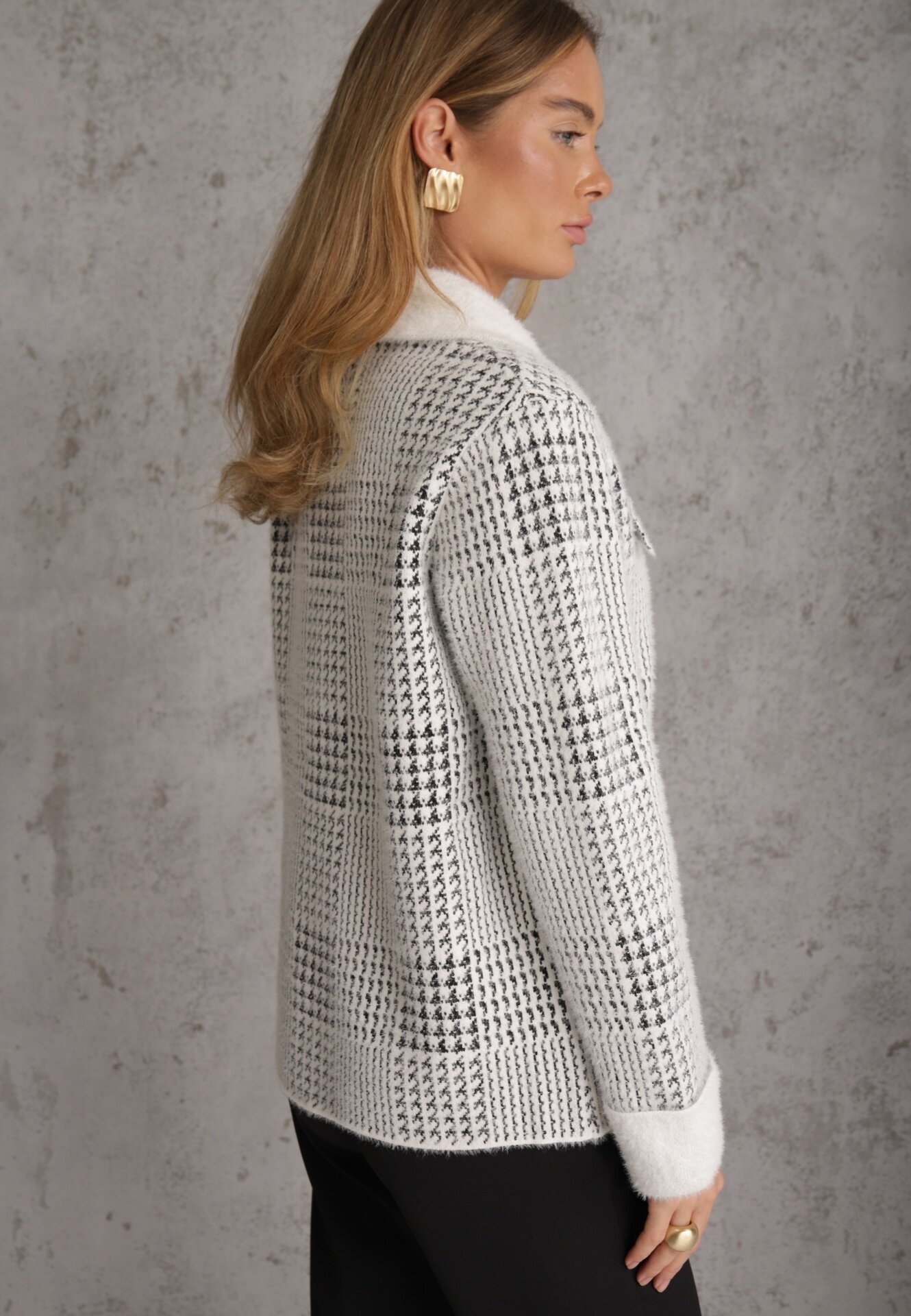 j&x Cardigan tweed cu lână cu nasturi bijuterie și buzunare cu clapă Alveme Alb