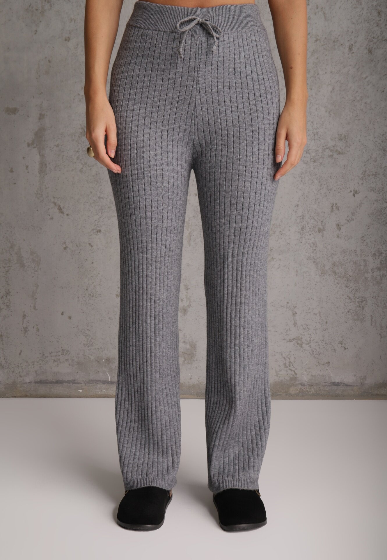 j&x Compleu din 3 piese din tricot cu bumbac: vestă cardigan și pantaloni Nordelia Gri