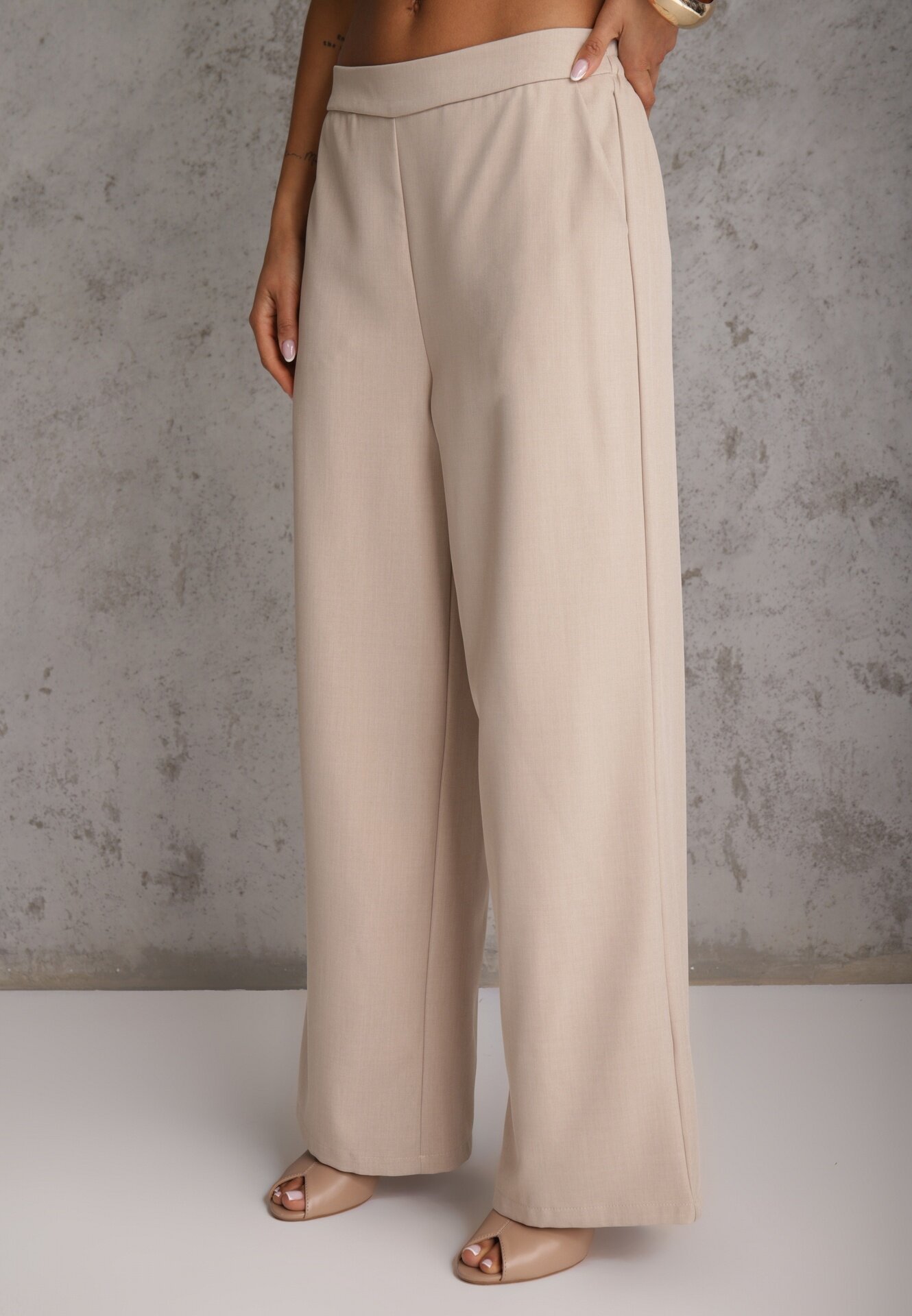 j&x Compleu Tip Costum Bej cu Bumbac Pantaloni Wide Leg și Vestă Utility Aloane