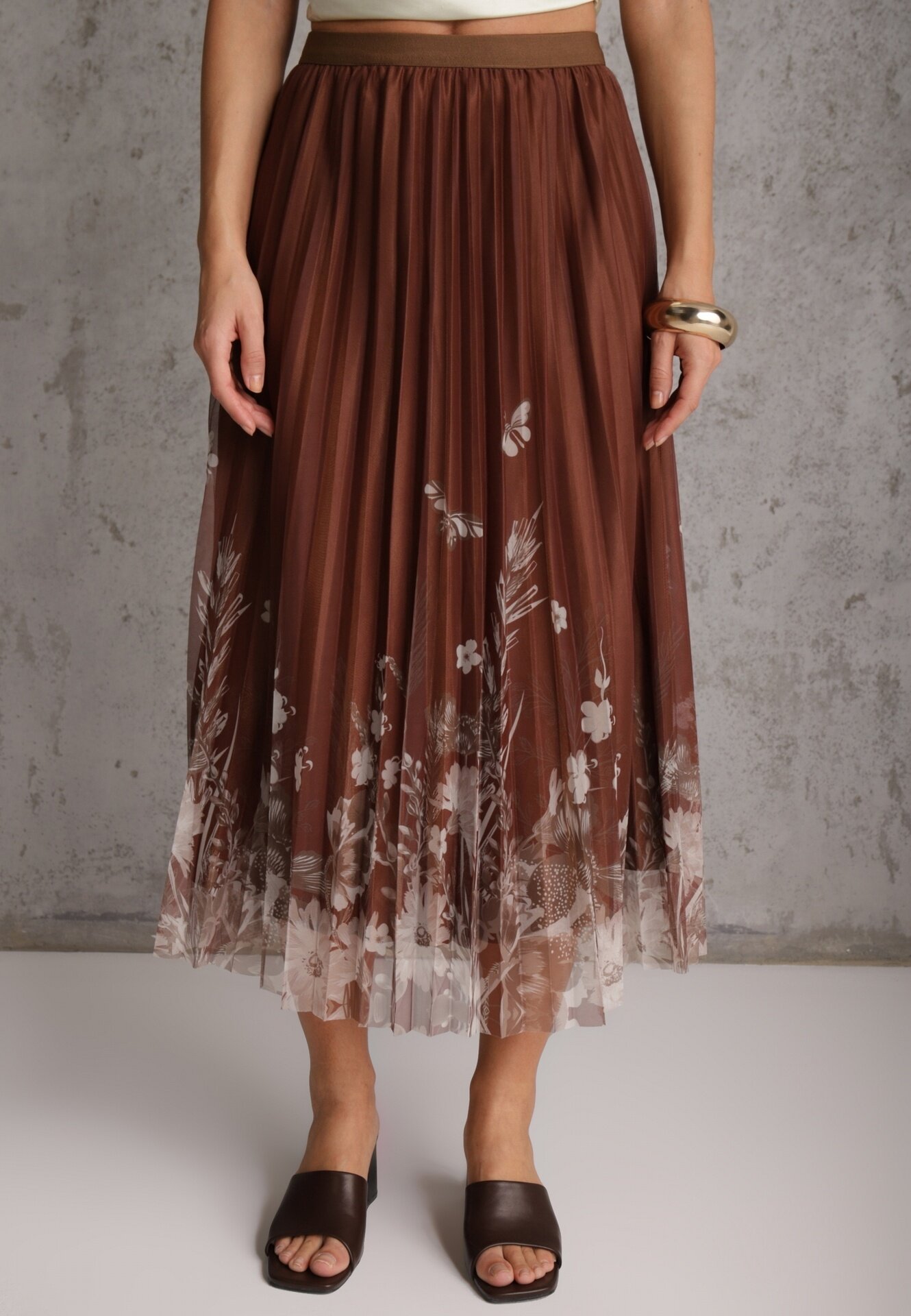 j&x Fustă evazată cu pliuri fine și broderie florală Zephali Maro