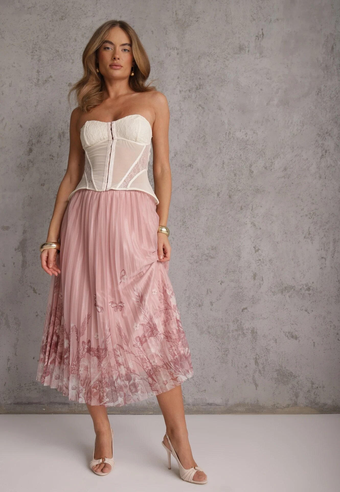 j&x Fustă evazată cu pliuri fine și broderie florală Zephali Roz