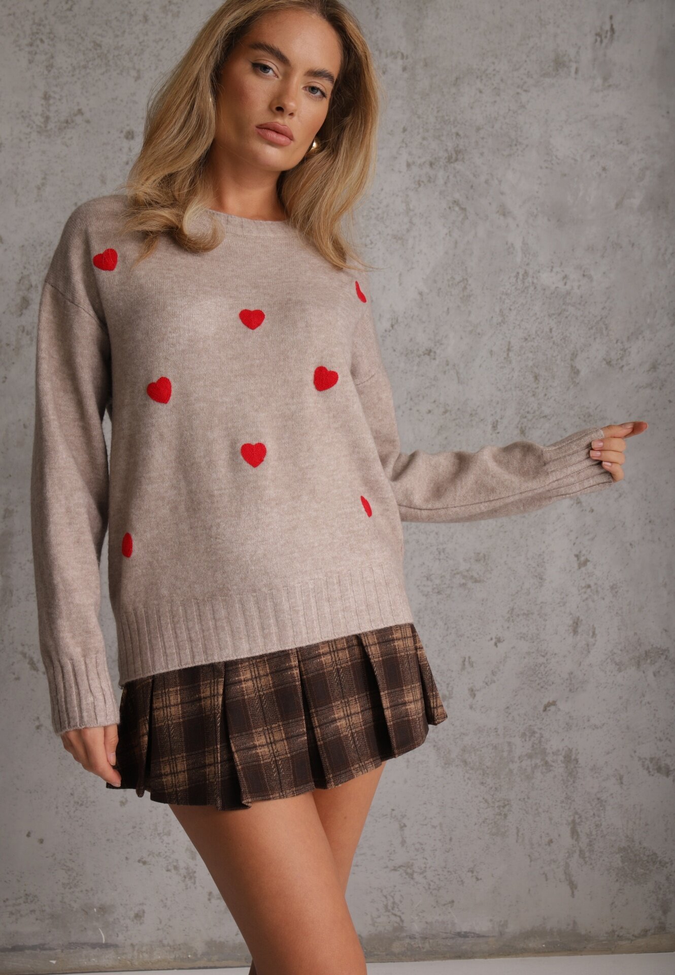 j&x Pulover casual cu lână și bumbac cu broderii de inimioare în față Veroni Bej