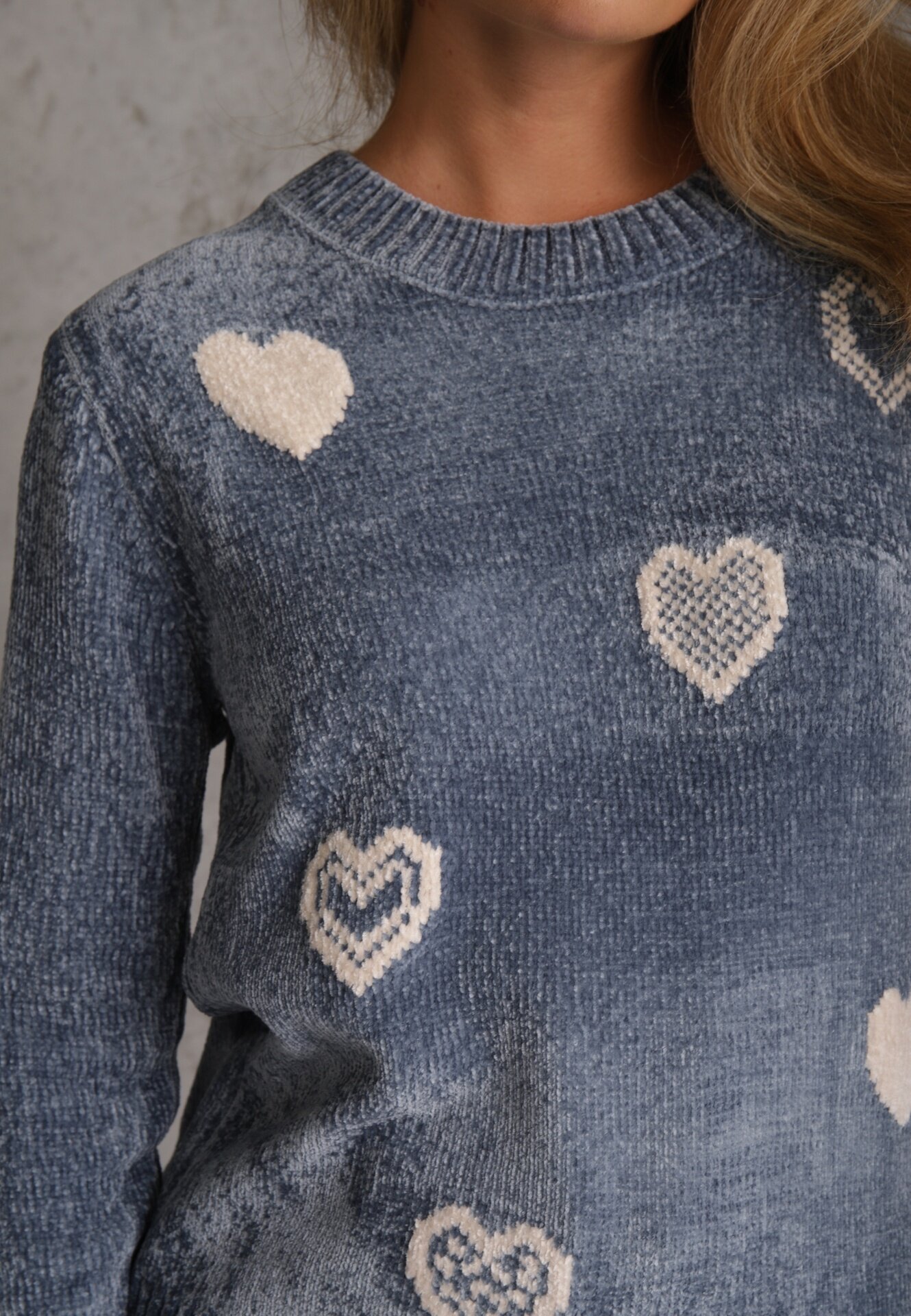 j&x Pulover cu bumbac și inimioare Veliko Albastru