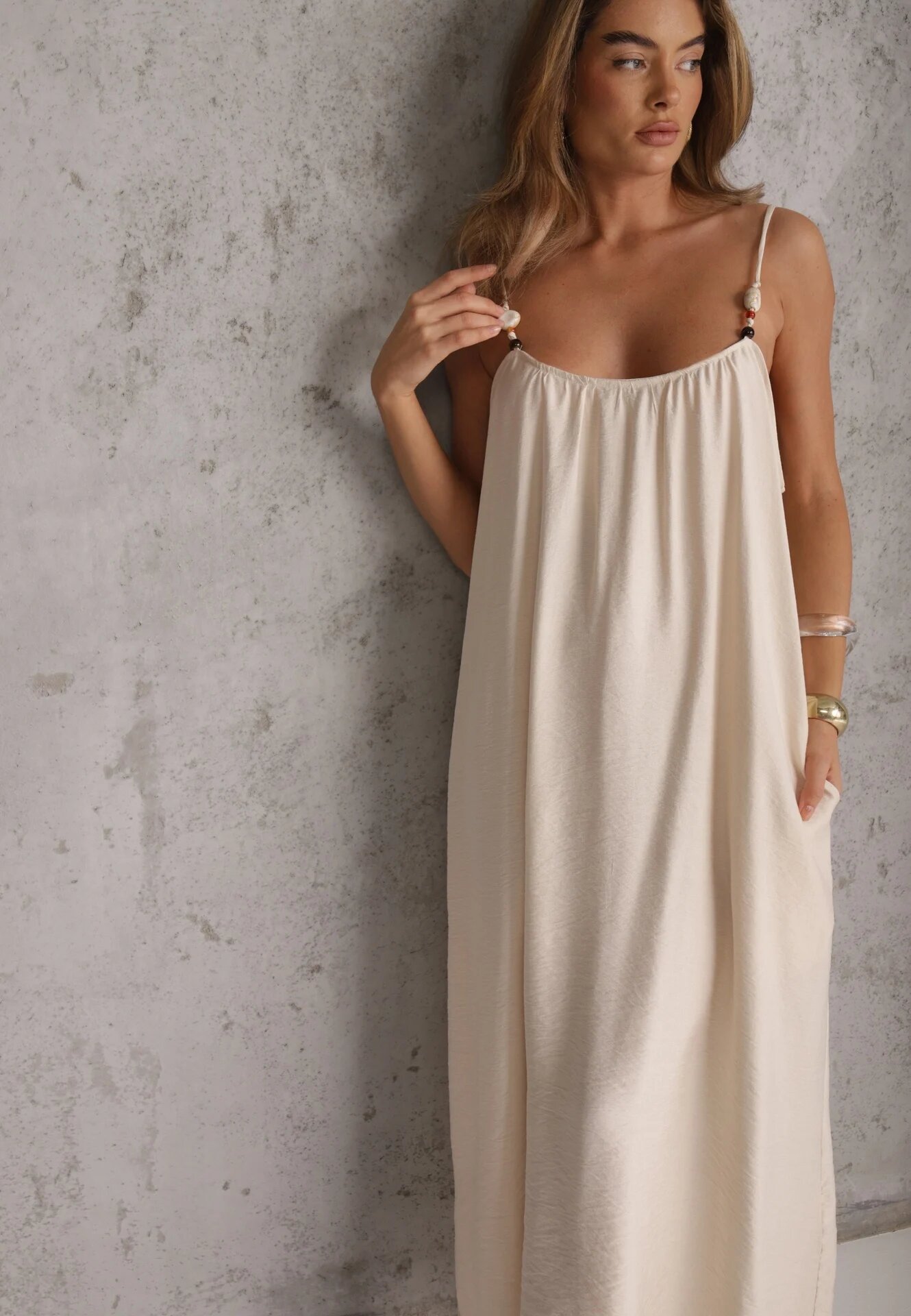j&x Rochie din vâscoză Boho croi drept pe bretele cu mărgele Aleino Bej