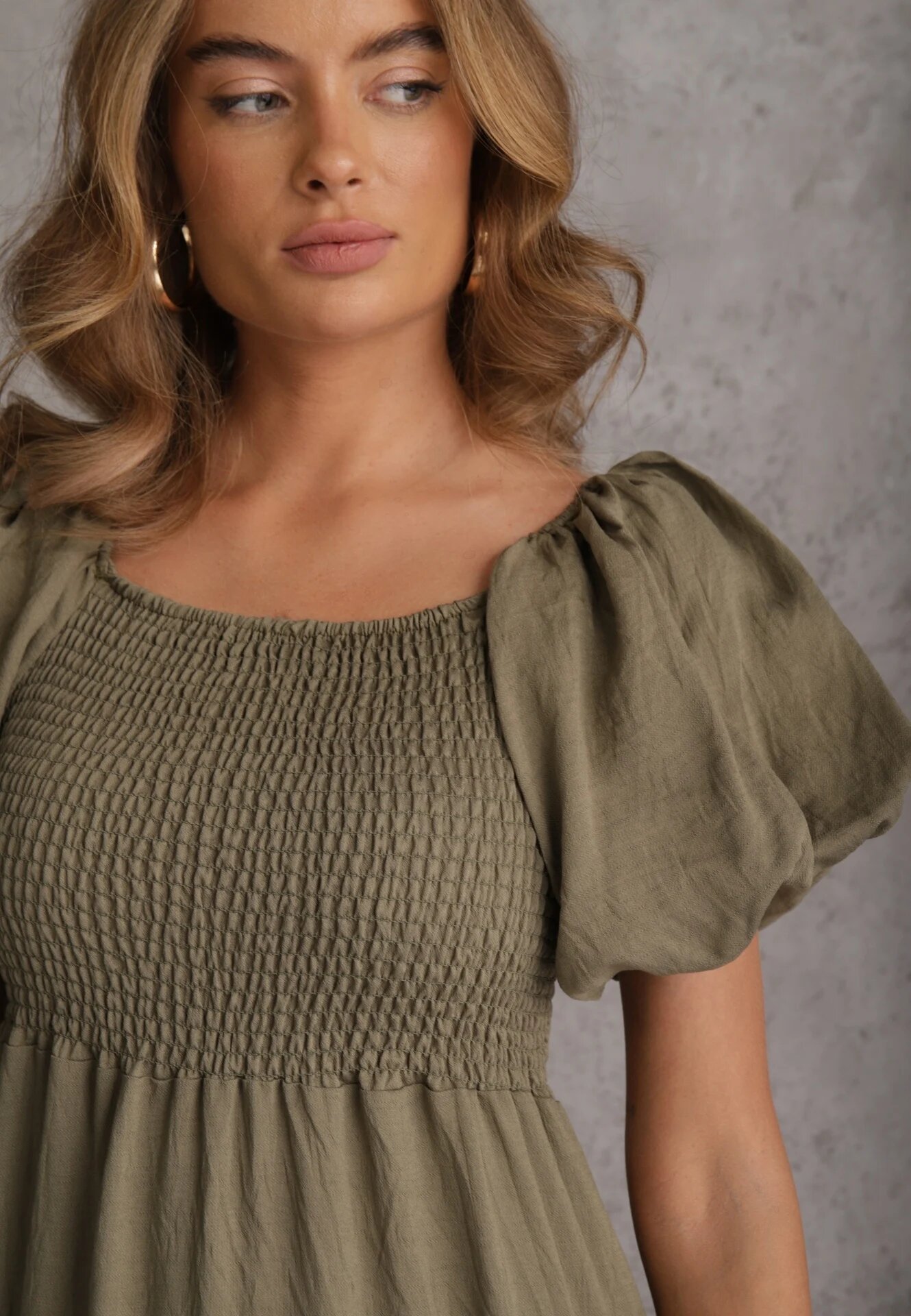 j&x Rochie verde închis din viscoză evazată cu mâneci bufante Rosena