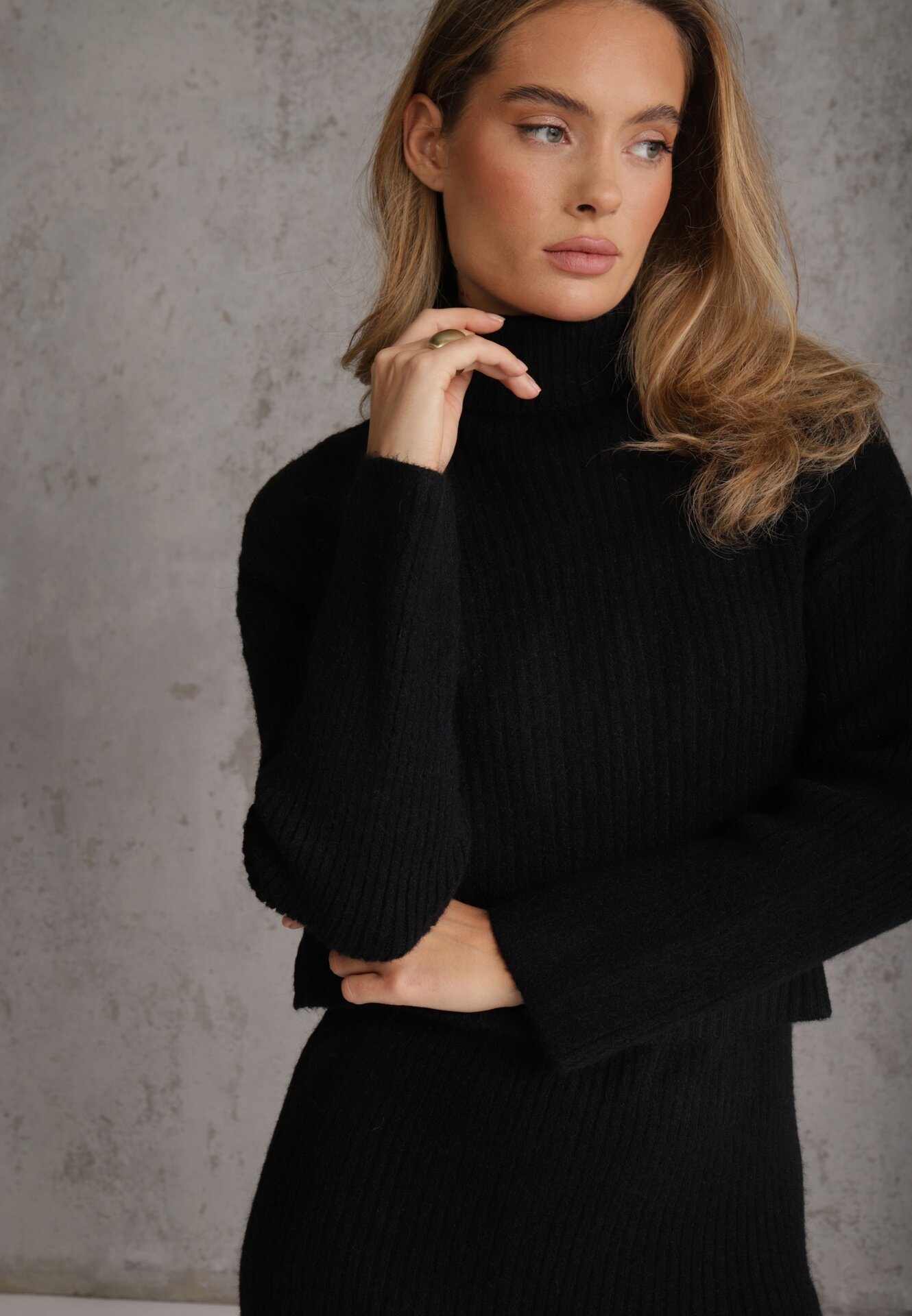 j&x Set tricotat cu dungi cu lână și bumbac cu guler înalt și rochie bodycon Mirrela Negru