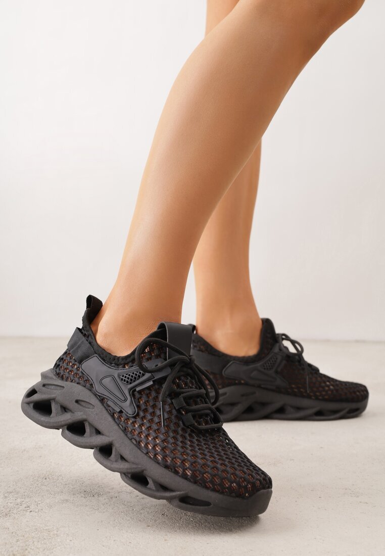 joalice paris Pantofi sport negri tip sneakers cu platformă decorată cu relief Teliriella