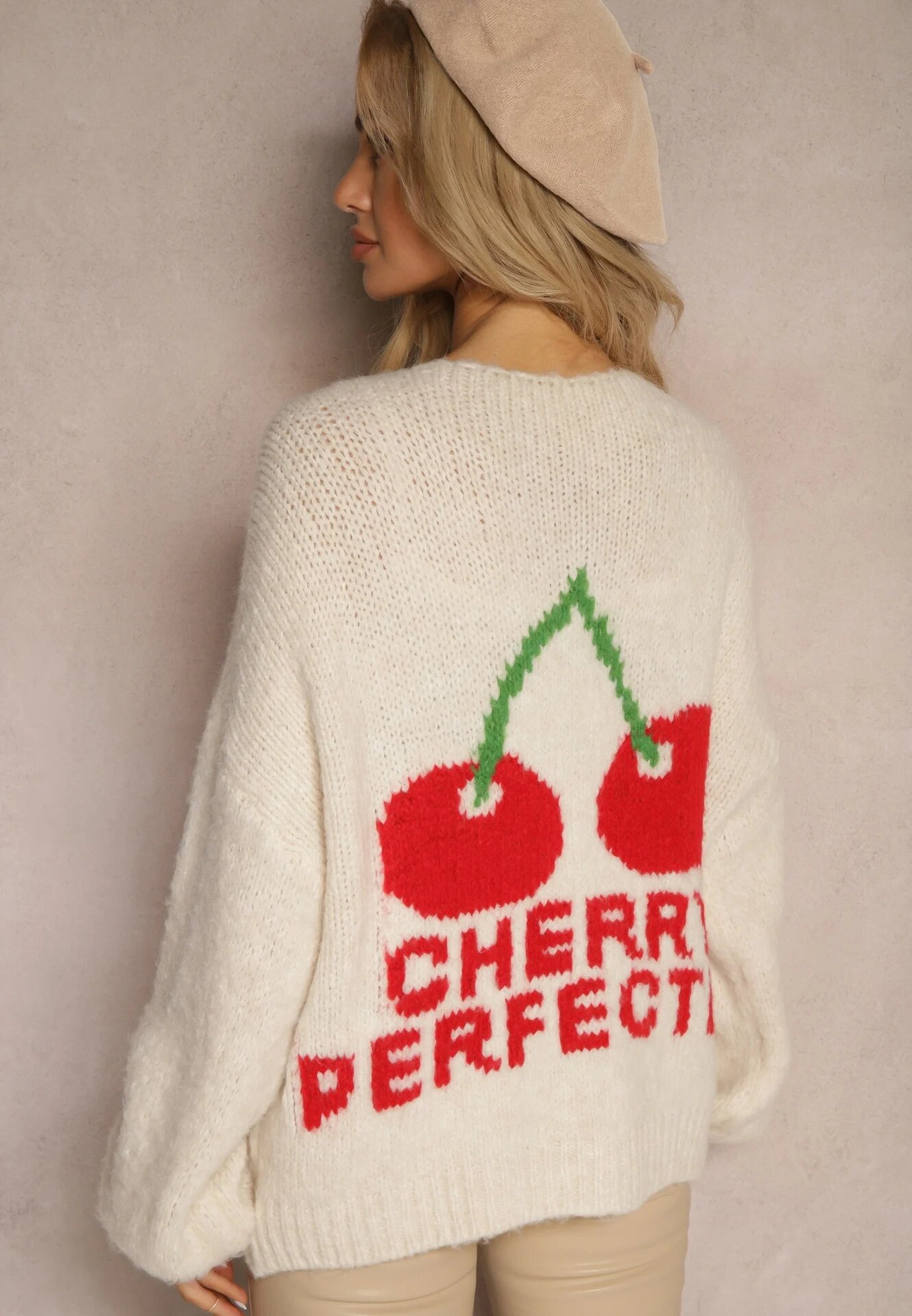 jumelle Cardigan bej deschis cu amestec de lână cu inscripție și cireașă Benana