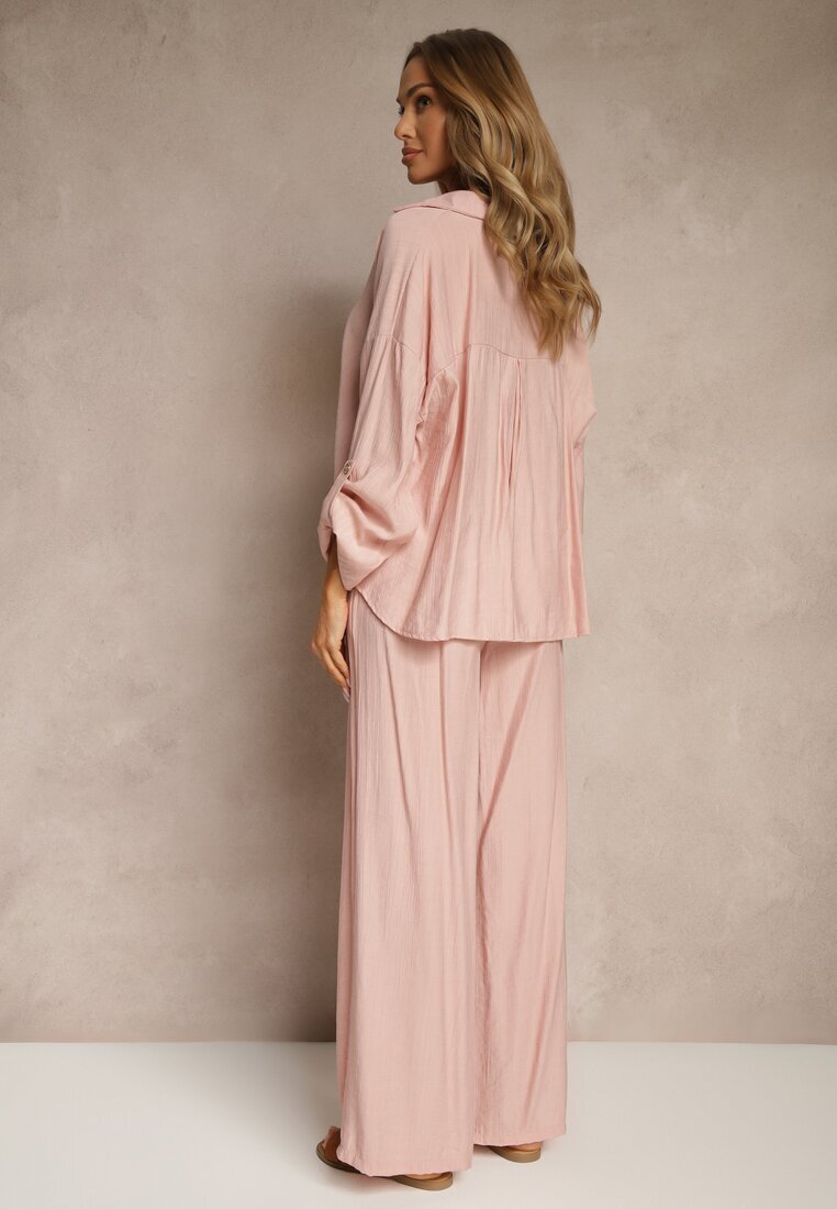 jumelle Compleu Roz din Viscoză Stil Oversize Pantaloni Largi și Cămașă Lejeră cu Nasturi Natinne
