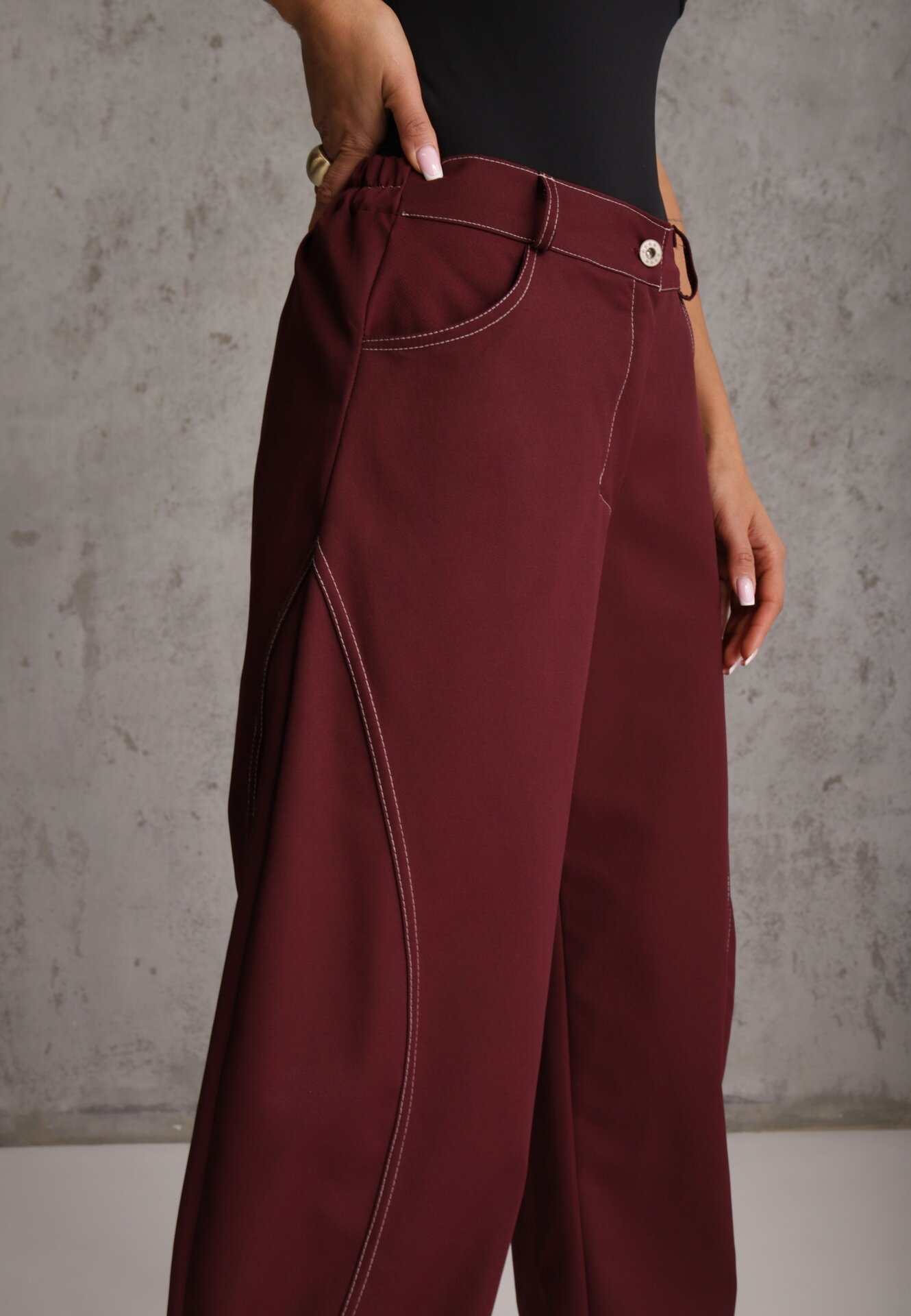 jumelle Pantaloni Casual Balloon cu cusături cu ață contrastantă Sariaho Bordo