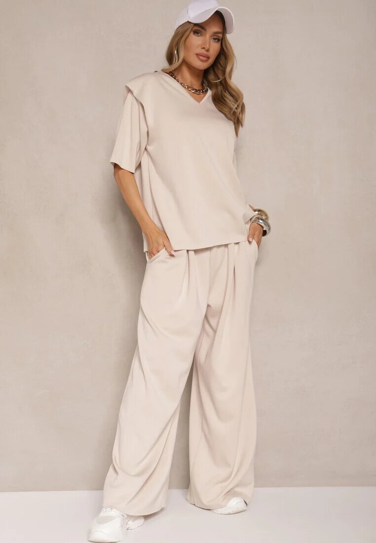 jumelle Set Bej deschis din Viscoză Tricou cu Decolteu în V și Pantaloni cu croială largă Zevline