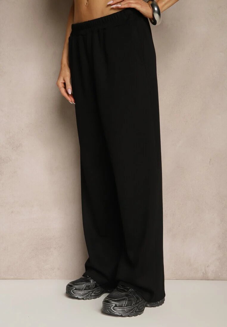 jumelle Set Negru din Viscoză Pantaloni Lărgi și Bluză cu Umeri Întăriți Neidra