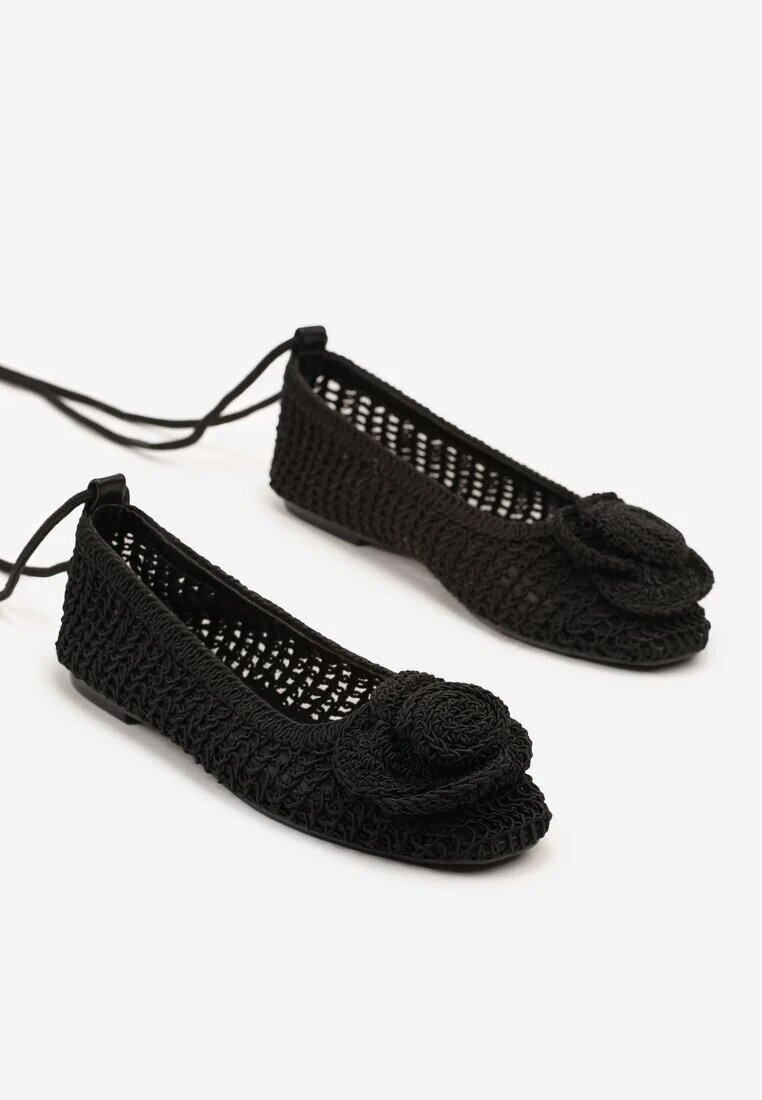 la flor Balerine Negre cu fața ajurată decorate cu floare 3D Cleiria