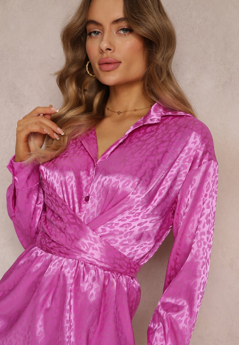 lily rose Rochie fucsia cu imprimeu leopard în relief cu guler și cordon Nynaine