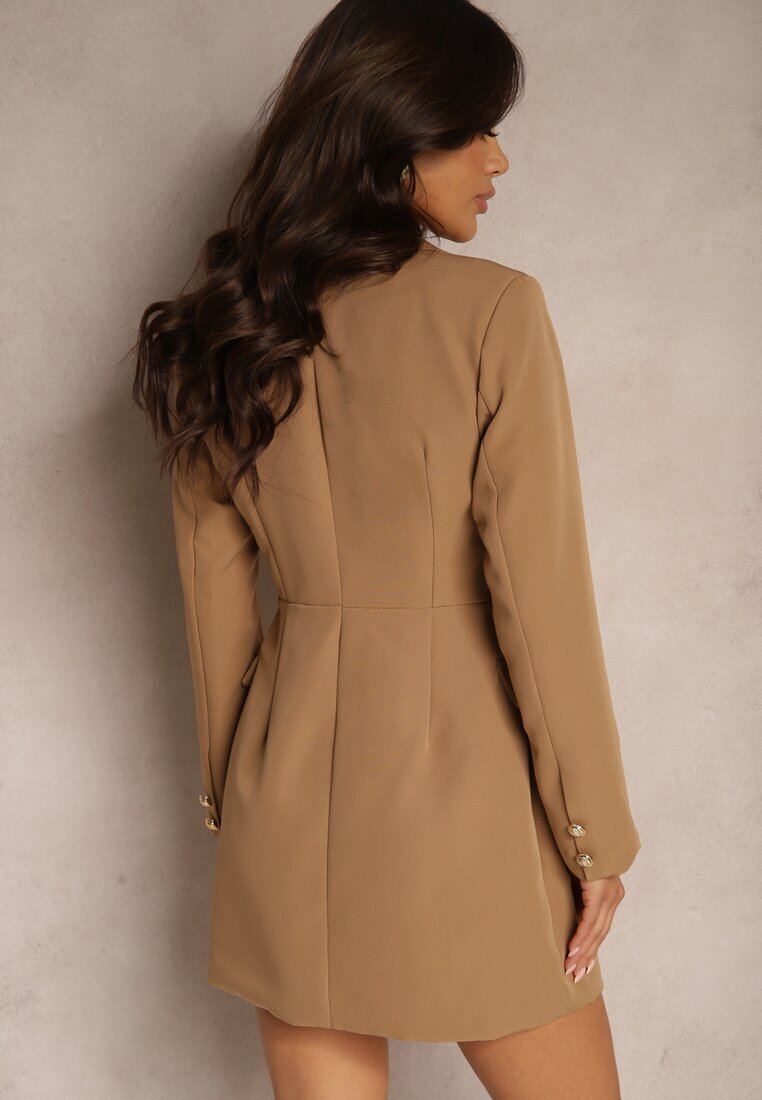 lovery Rochie Bej închis cu croi de sacou cambrat Decorată cu mini trenă Besilaine