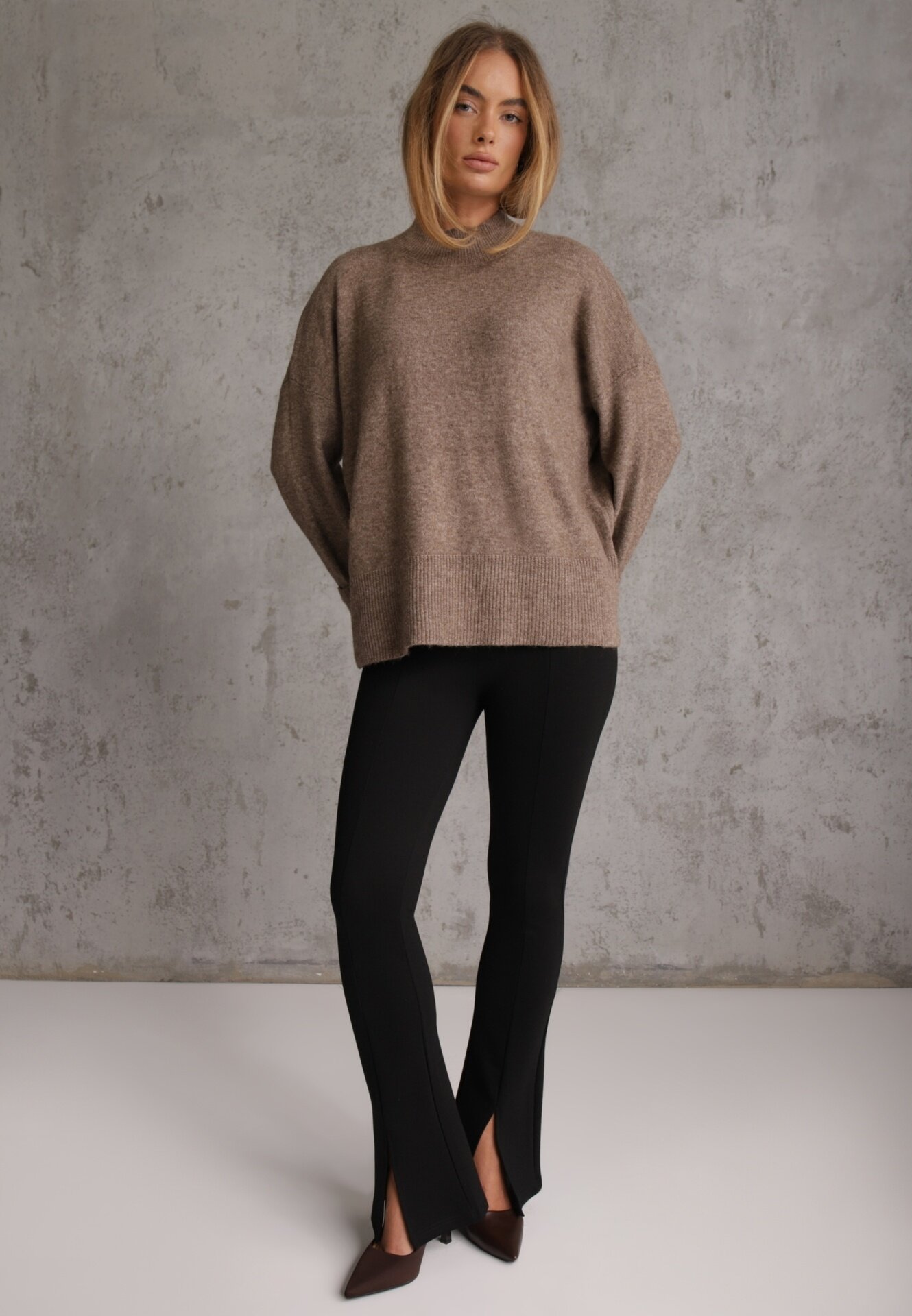 m&d fashion Pulover oversize cu amestec de lână cu guler tip tunică și manșete întoarse Olsenne Maro