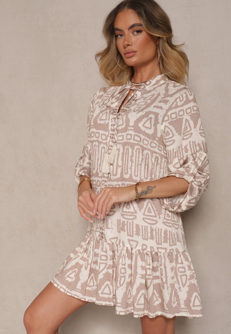 m&d fashion Rochie bej cloș din viscoză cu imprimeu etnic cu legătură cu ciucuri Ravpio