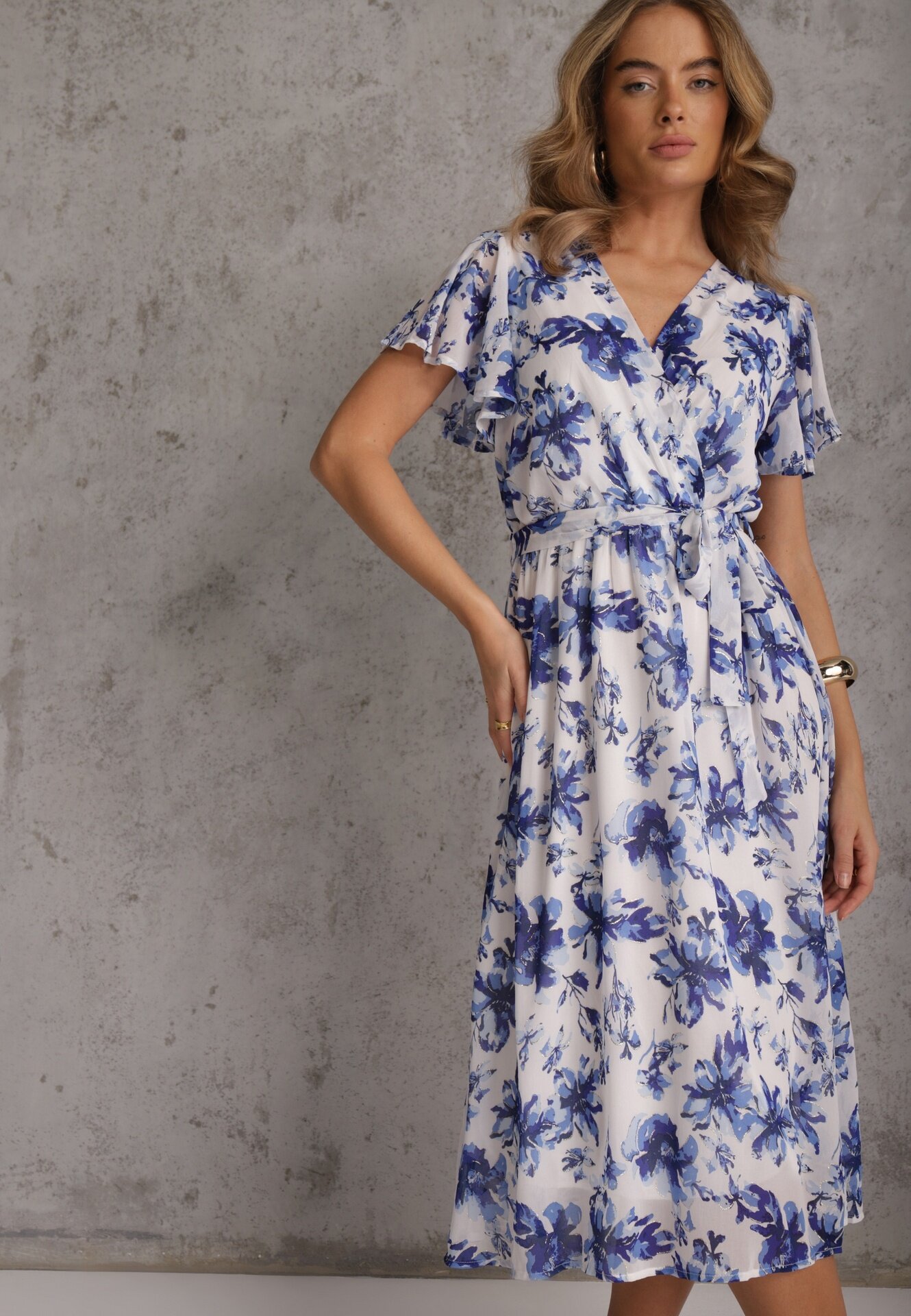 m&d fashion Rochie tip plic Albastră cu curea legată cu imprimeu floral cu sclipici Runewea
