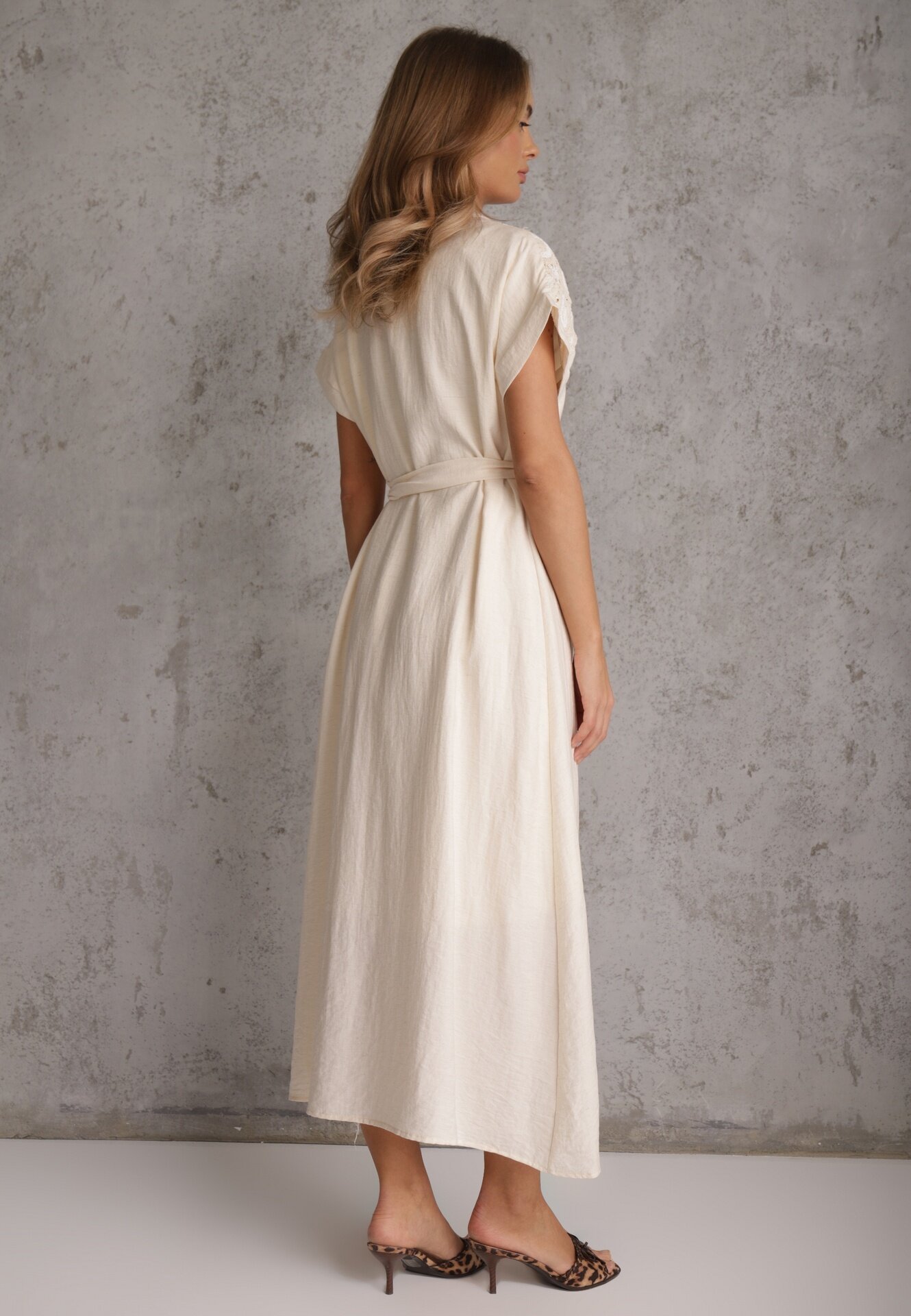 m&d fashion Rochie Tyrielle Bej deschis