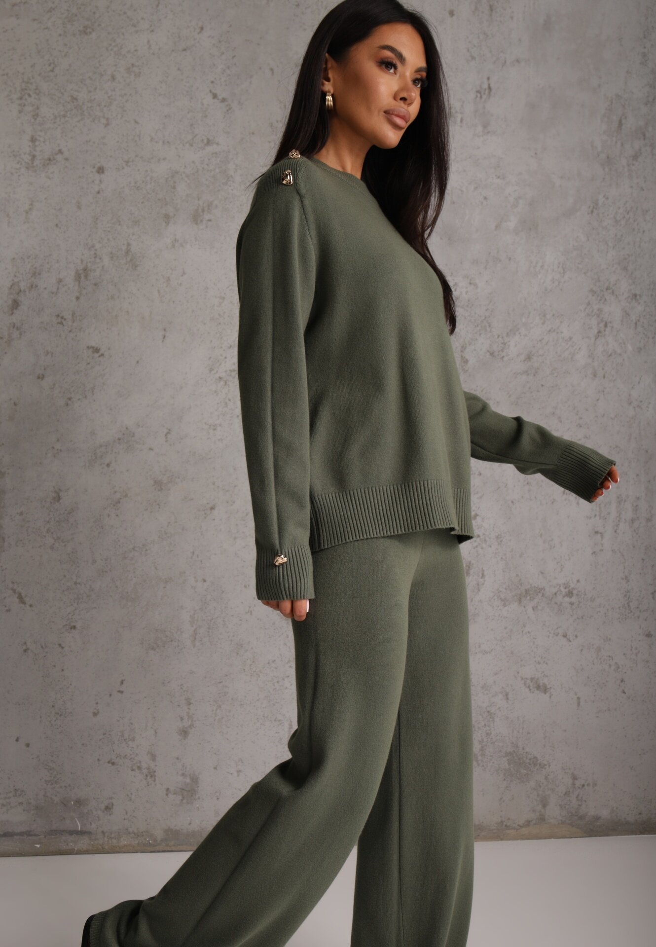 m&d fashion Set cu vâscoză pulover cu nasturi și pantaloni largi Rarellia Verde închis