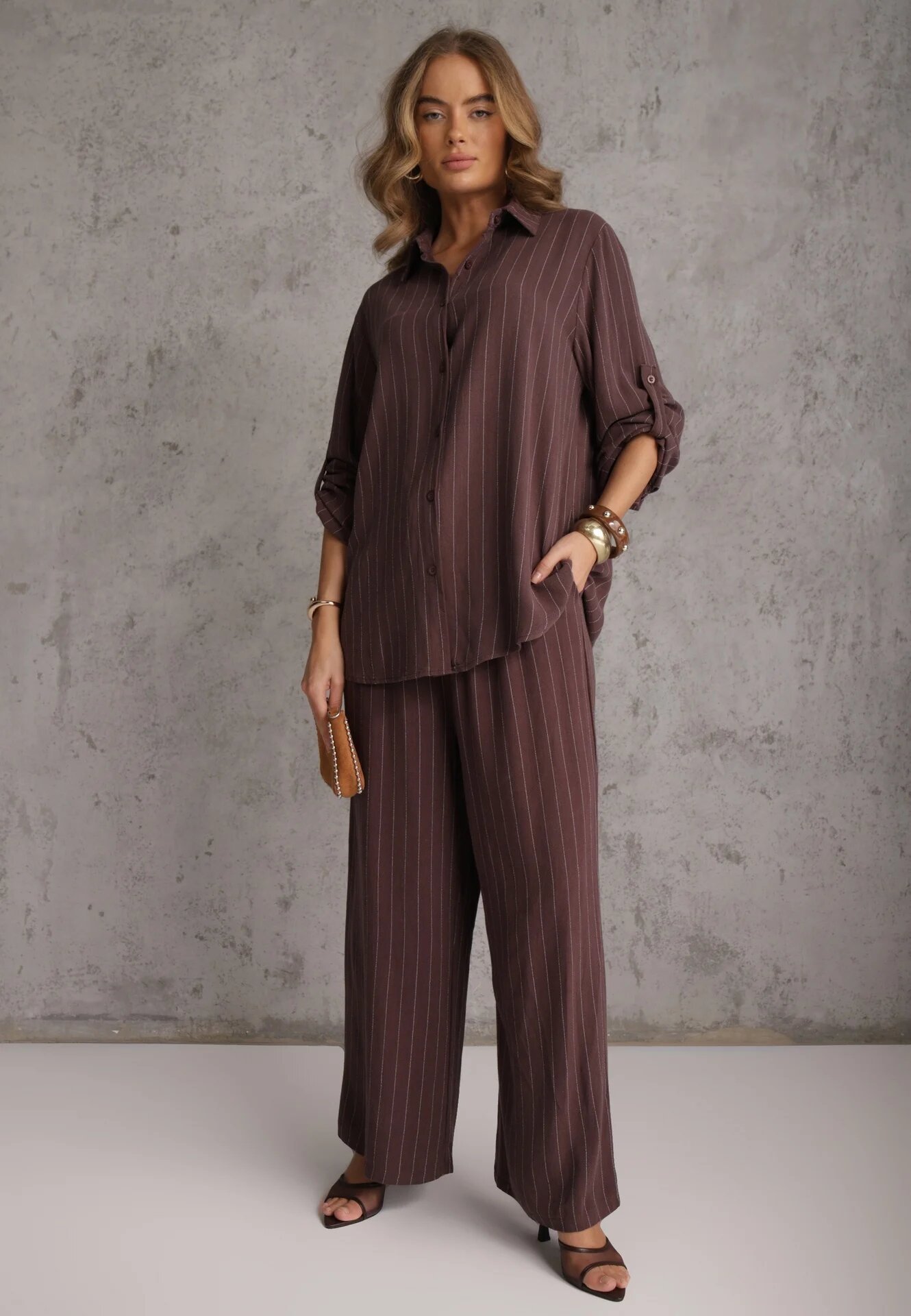 m&d fashion Set Maro din Viscoză și In cu Dungi Fine Cămașă și Pantaloni Wide Leg Cliffesa