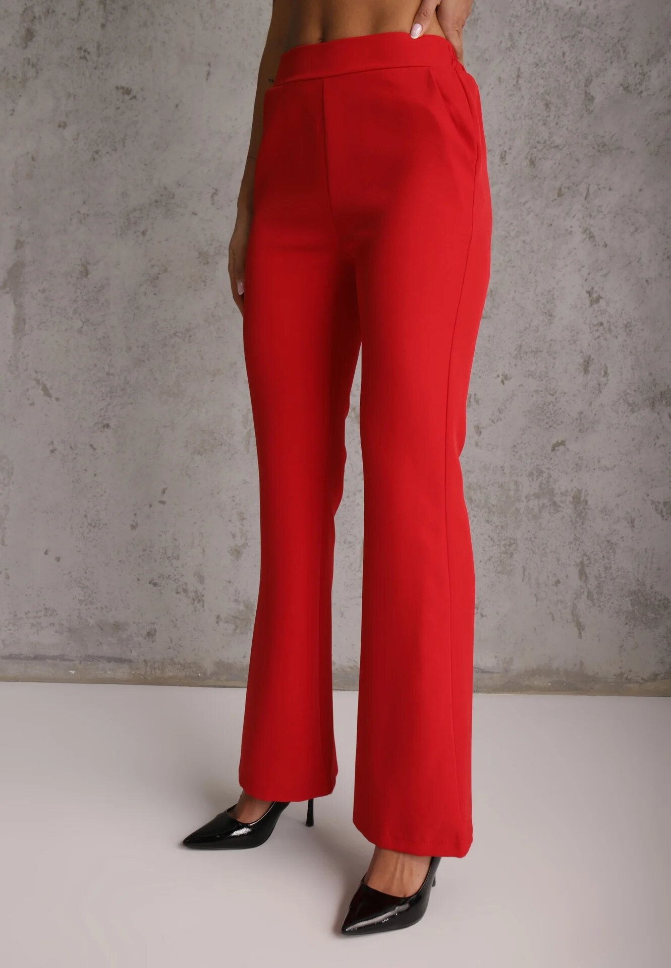 Made in Italy Compleu Roșu cu croială de costum cu Sacou cu Legătură și Pantaloni Falestra