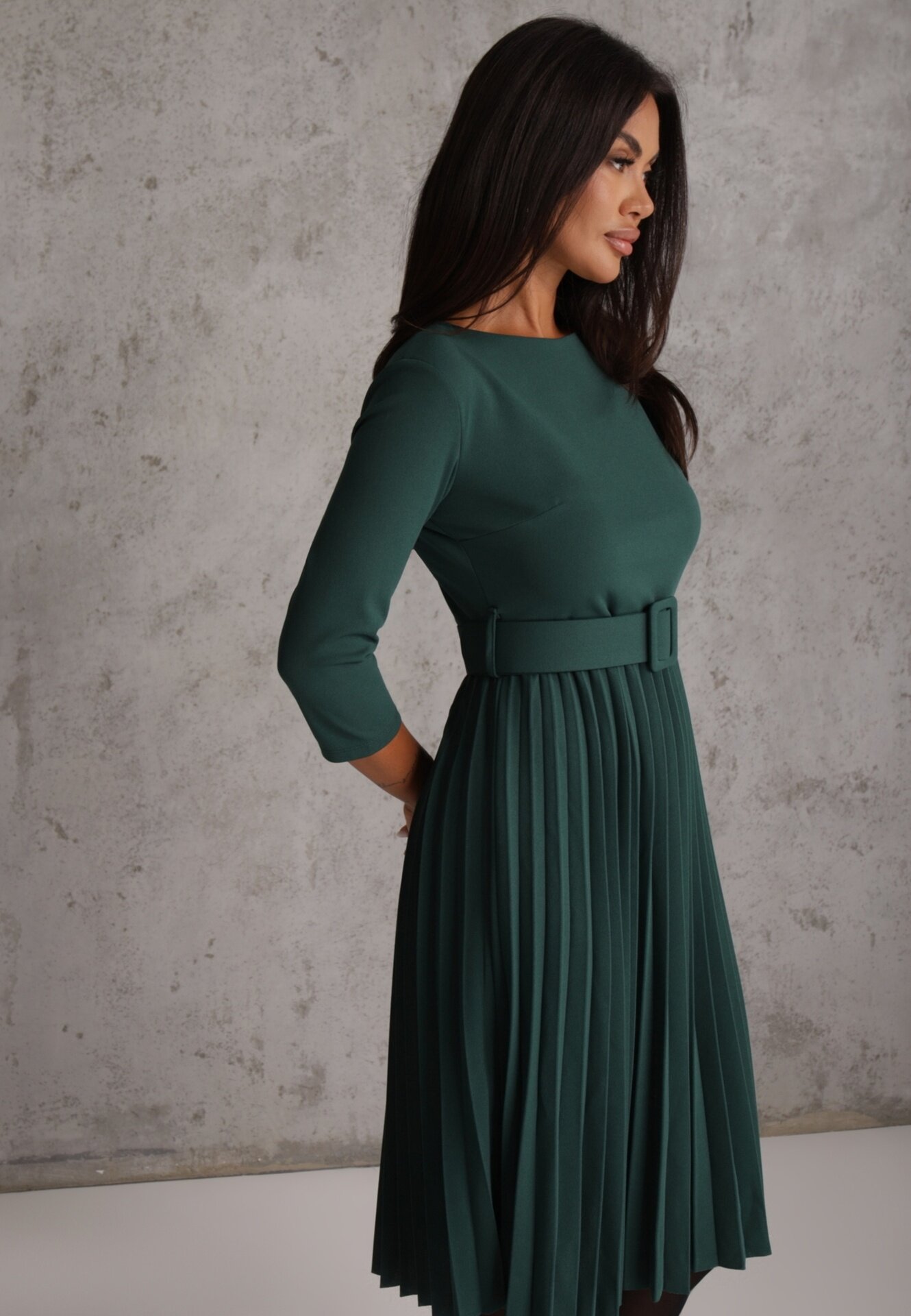Made in Italy Rochie Verde închis Plisată cu croială evazată cu centură cu cataramă Annathiel