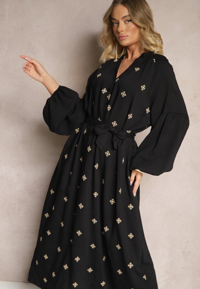 maja studio Rochie Neagră din Viscoză Oversize Decorată cu Broderie Venalari