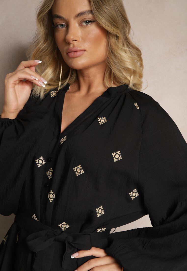 maja studio Rochie Neagră din Viscoză Oversize Decorată cu Broderie Venalari