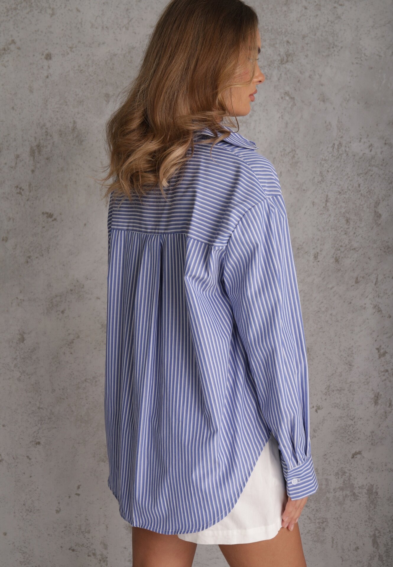 melya by melody Cămașă clasică din bumbac cu croială dreaptă și broderie decorativă Hermora Albastră