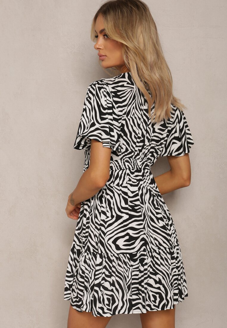 melya by melody Rochie Mini Evazată Negru-Albă din Vâscoză Decorată cu Imprimeu Hipnotizant Aluraisa