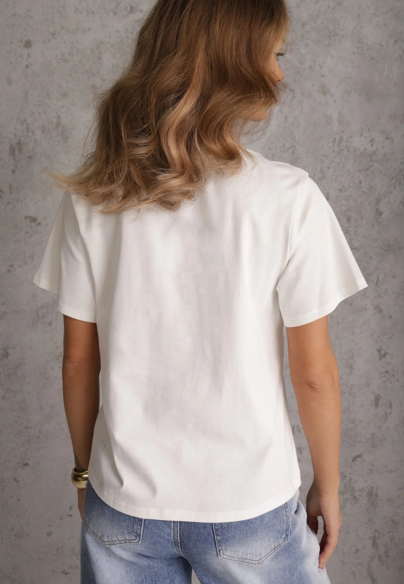 melya by melody Tricou Alb de bumbac Hillswor Decorat cu o eșarfă