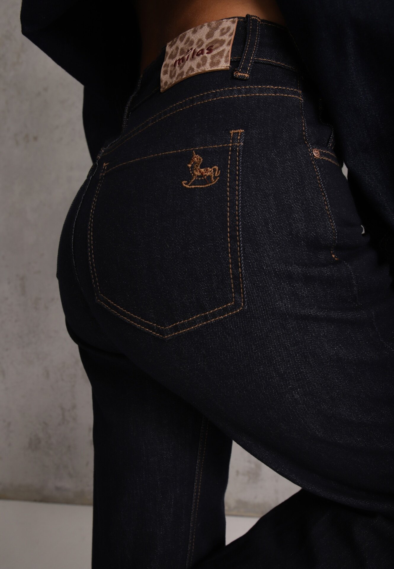 milas91 Blugi Straight Leg Standard Waist Bogate w Bawełnę Giovantta Bleumarin