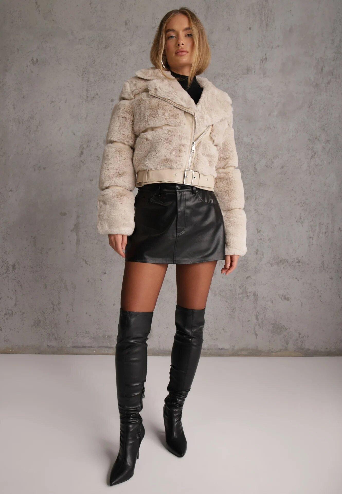 new collection Geacă Bej cu Blană Shetty