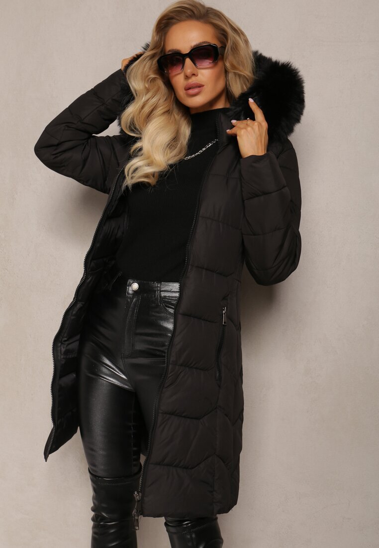 new collection Geacă Neagră cu matlasare clasică și glugă cu blană Aronnis