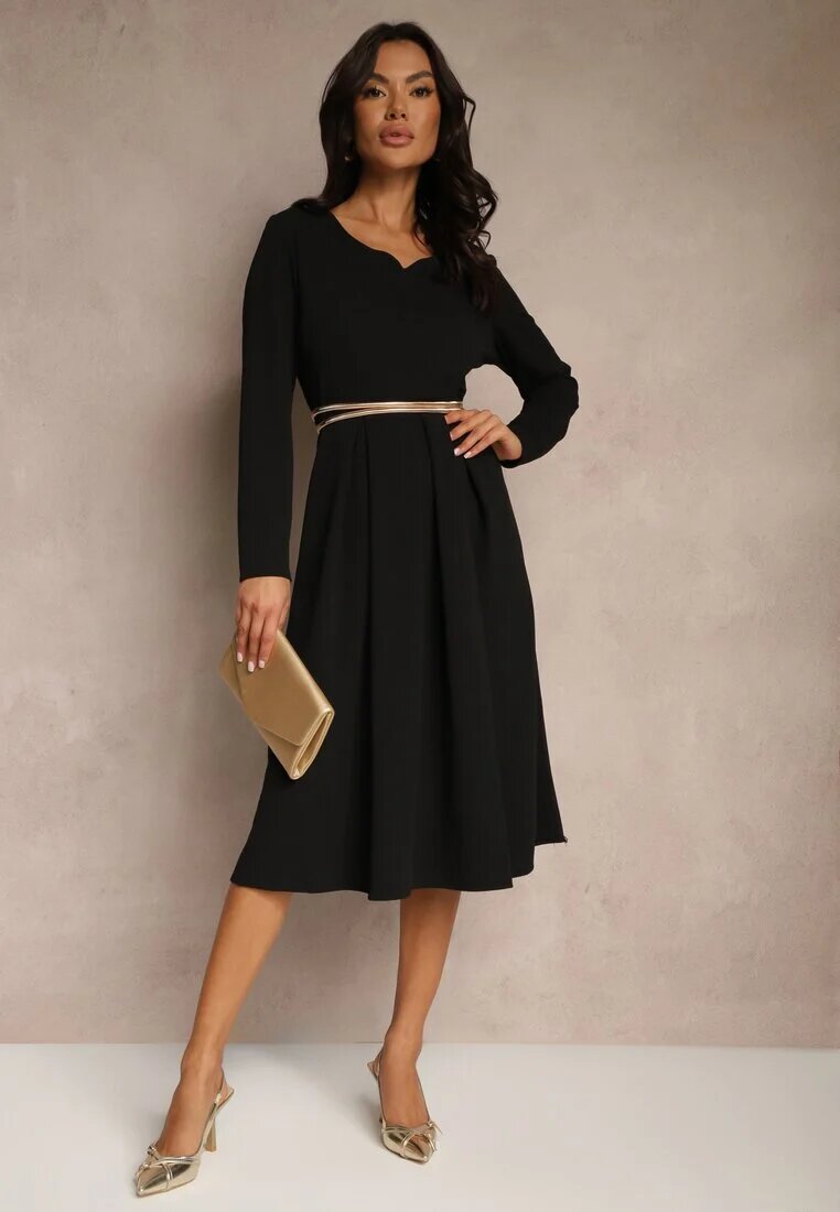 new collection Rochie Neagră în croi evazat cu decolteu triunghiular Temivara