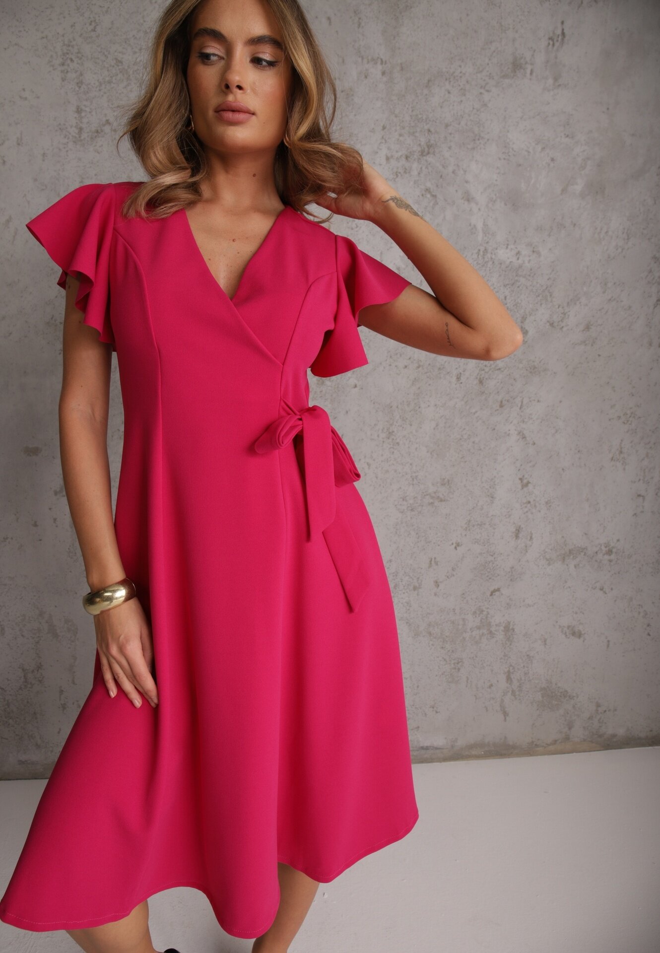 new collection Rochie petrecută Fucsia cu poale evazate și legătură decorativă Dannola