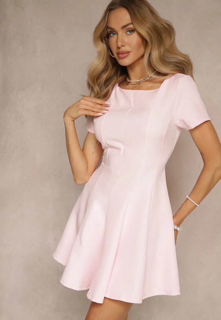 new collection Rochie Roz Cloche cu mânecă scurtă decorată cu cusături Mepiza