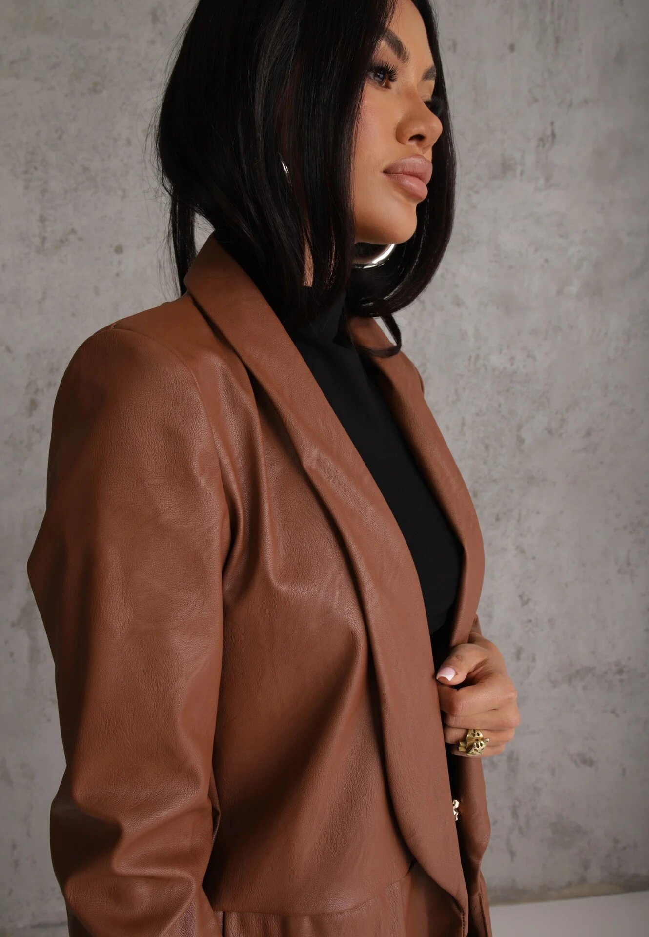 new collection Sacou Brun din Imitație de Piele Deschis cu Mânecă Înrcrețită Libe