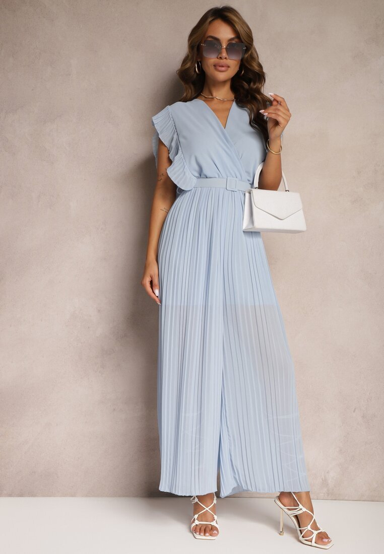 new collection Salopetă plisată albastru deschis cu volane și pantaloni largi Jarina